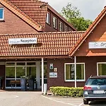 Ostfriesen Hof Отель Леер