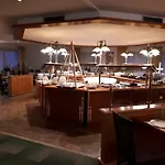 Отель Ostfriesen Hof 4*