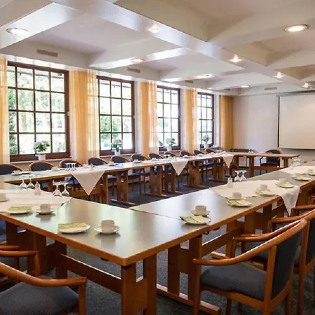 Hotel Ostfriesen Hof 4*