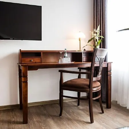 Ostfriesen Hof Hotel 4*