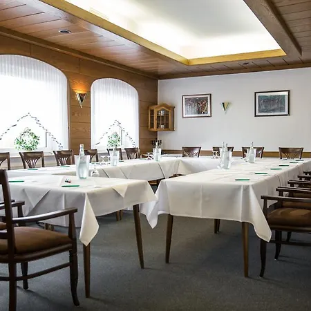 فندق Ostfriesen Hof 4*
