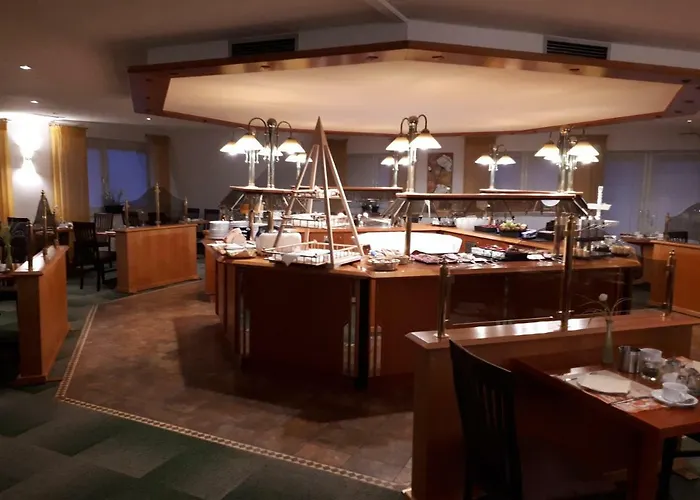 Отель Ostfriesen Hof 4*